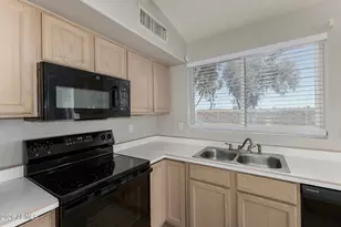 11517 W Gecko Ct, Surprise, AZ 85374 - Photo 15