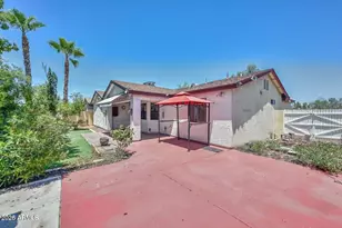3005 E Danbury Rd, Phoenix, AZ 85032 - Photo 13