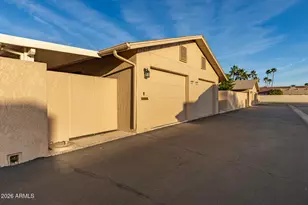 20241 N Broken Arrow Dr, Sun City West, AZ 85375 - Photo 25