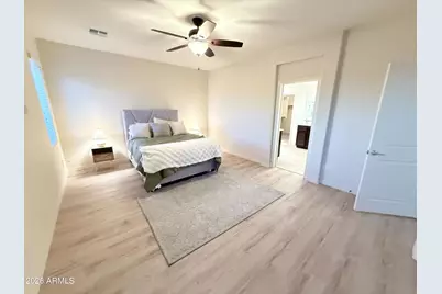 207 E Carob Drive, Chandler, AZ 85286 - Photo 7