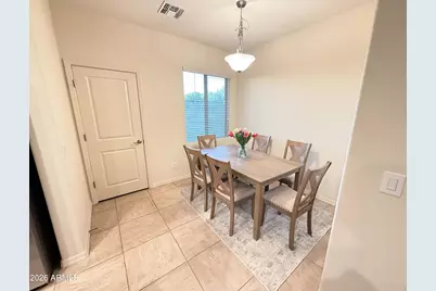 207 E Carob Drive, Chandler, AZ 85286 - Photo 5