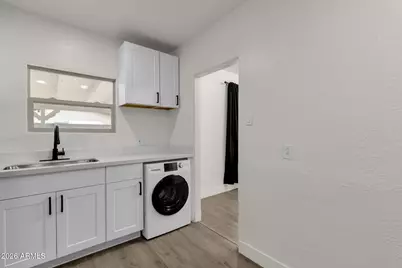 2334 W Morten Avenue, Phoenix, AZ 85021 - Photo 39