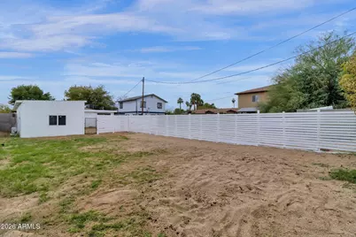 2334 W Morten Avenue, Phoenix, AZ 85021 - Photo 23