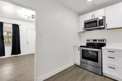 2334 W Morten Avenue, Phoenix, AZ 85021 - Photo 15