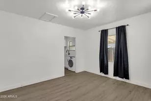 2334 W Morten Ave, Phoenix, AZ 85021 - Photo 33