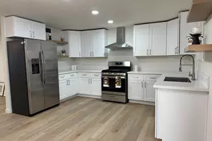 3763 E Evans Dr, Phoenix, AZ 85032 - Photo 5