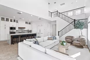 21324 N 60th Pl, Phoenix, AZ 85054 - Photo 7