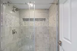 9058 E Gelding Dr, Scottsdale, AZ 85260 - Photo 15