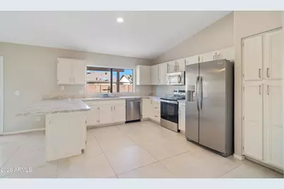 8316 W Sweetwater Avenue, Peoria, AZ 85381 - Photo 11