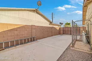 8316 W Sweetwater Ave, Peoria, AZ 85381 - Photo 25