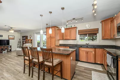 17408 N 42nd Lane, Glendale, AZ 85308 - Photo 11