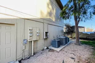 7143 N 66th Dr, Glendale, AZ 85301 - Photo 33