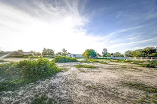 36151 N Quick Draw Ln, San Tan Valley, AZ 85140 - Photo 13