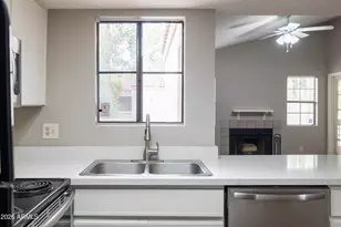 2855 S Extension Road S, Mesa, AZ 85210 - Photo 17