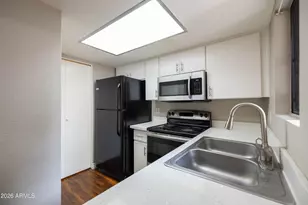 2855 S Extension Road S, Mesa, AZ 85210 - Photo 15