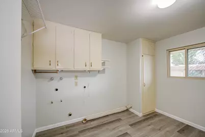 9915 W Newport Drive, Sun City, AZ 85351 - Photo 33