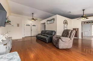 10414 N 64th Ave, Glendale, AZ 85302 - Photo 5