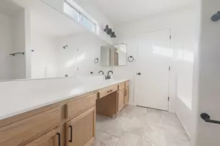 10829 W Minnezona Ave, Phoenix, AZ 85037 - Photo 61