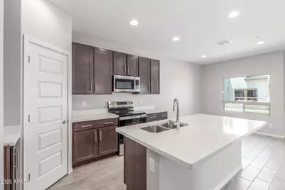733 E Commonwealth Avenue #20, Chandler, AZ 85225 - Photo 9