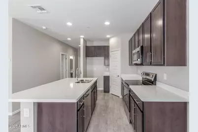 733 E Commonwealth Avenue #20, Chandler, AZ 85225 - Photo 11