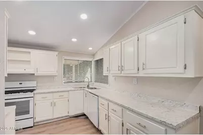 2650 W Union Hills Drive #133, Phoenix, AZ 85027 - Photo 5