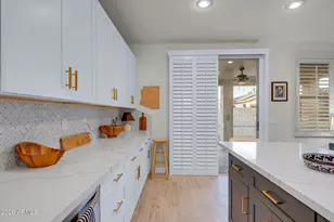 18030 W Legend Dr, Surprise, AZ 85374 - Photo 15