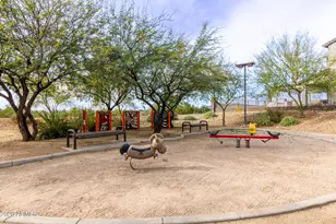 2943 W Brilliant Sky Dr, Phoenix, AZ 85085 - Photo 27