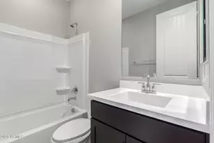 2943 W Brilliant Sky Dr, Phoenix, AZ 85085 - Photo 17