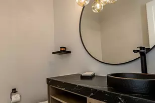 3118 N 42nd St, Phoenix, AZ 85018 - Photo 11