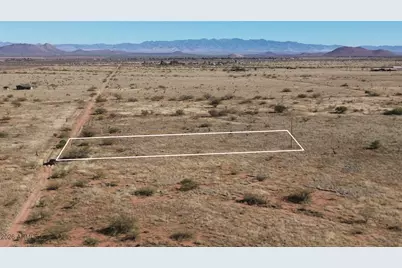 .83 Acre E Euclid Street #5, Pearce, AZ 85625 - Photo 19