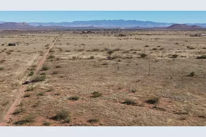 .83 Acre E Euclid Street #5, Pearce, AZ 85625 - Photo 15