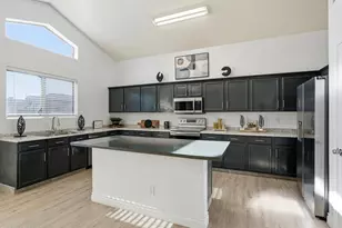 12539 W Hearn Rd, El Mirage, AZ 85335 - Photo 7