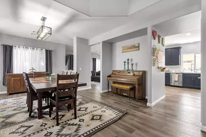 25409 N 40th Lane, Phoenix, AZ 85083 - Photo 3