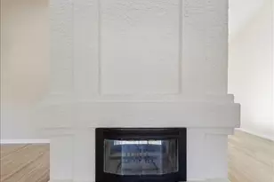 10571 E Mission Ln, Scottsdale, AZ 85258 - Photo 9