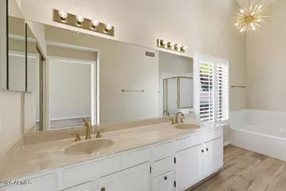 10571 E Mission Lane, Scottsdale, AZ 85258 - Photo 17