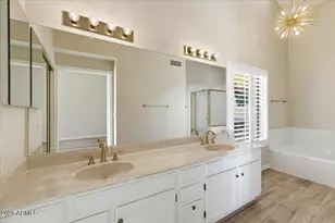 10571 E Mission Ln, Scottsdale, AZ 85258 - Photo 17