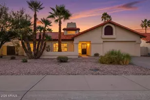 10571 E Mission Ln, Scottsdale, AZ 85258 - Photo 31