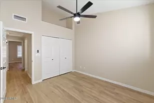 10571 E Mission Ln, Scottsdale, AZ 85258 - Photo 25