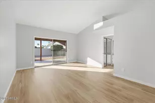10571 E Mission Ln, Scottsdale, AZ 85258 - Photo 15