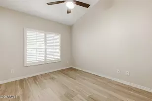 10571 E Mission Ln, Scottsdale, AZ 85258 - Photo 23
