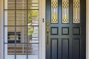 10571 E Mission Ln, Scottsdale, AZ 85258 - Photo 5