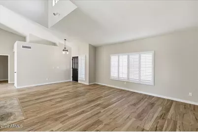 10571 E Mission Lane, Scottsdale, AZ 85258 - Photo 9