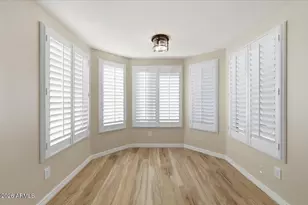 10571 E Mission Ln, Scottsdale, AZ 85258 - Photo 13