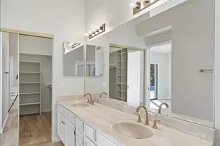 10571 E Mission Ln, Scottsdale, AZ 85258 - Photo 23