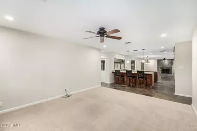 8562 E Turney Avenue, Scottsdale, AZ 85251 - Photo 15