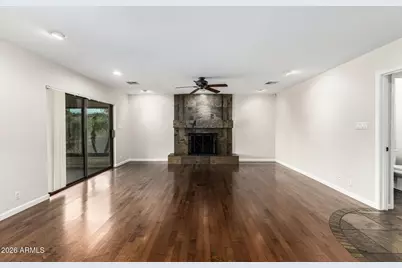 8562 E Turney Avenue, Scottsdale, AZ 85251 - Photo 11