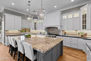 4909 N 45th Pl, Phoenix, AZ 85018 - Photo 11