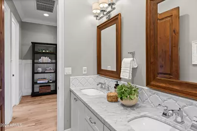 4909 N 45th Place, Phoenix, AZ 85018 - Photo 23