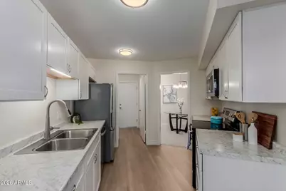 10943 W Coggins Drive, Sun City, AZ 85351 - Photo 7