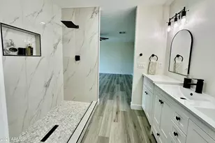 5236 S 19th Ave, Phoenix, AZ 85041 - Photo 5